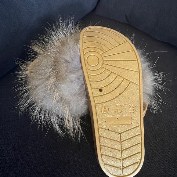 Branche gold fur slides - Picture 3 of 4